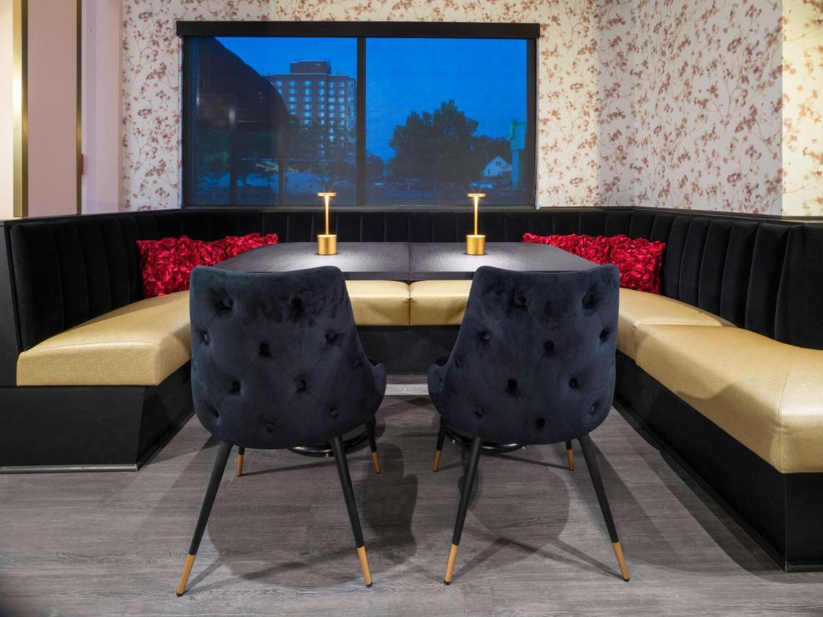 Voco Niagara Falls - The Cadence By Ihg المظهر الخارجي الصورة The interior of the restaurant
